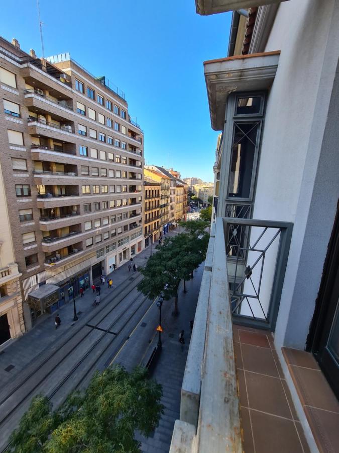 Ferienwohnung Dos Torres Atico Duplex - Centrico Con Vistas A La Ciudad Saragossa Exterior foto